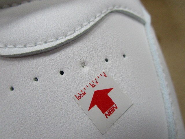 Unpunched air hole