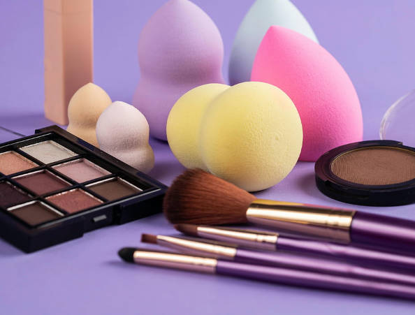 Makeup tools inspection