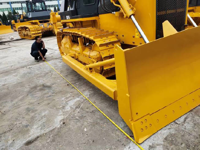 Industrial Equipment crawler bulldozer